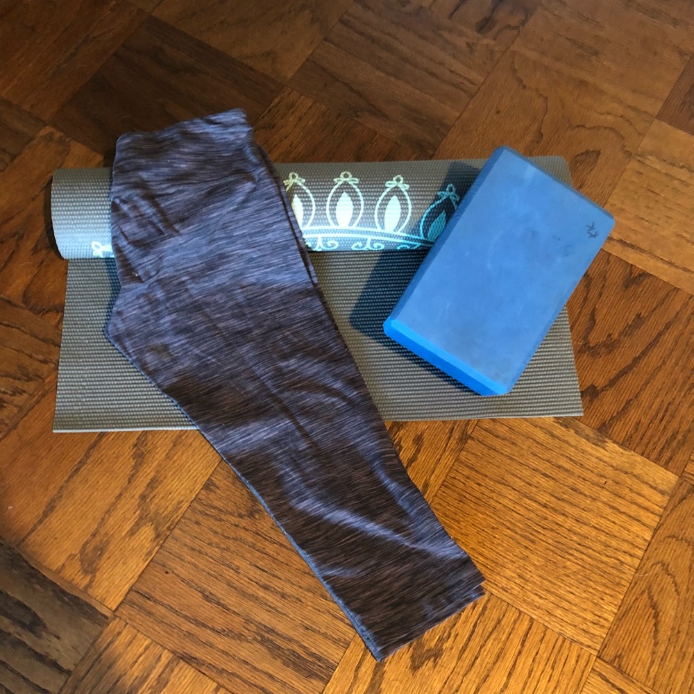 Lululemon Wonder Under Crop size 8